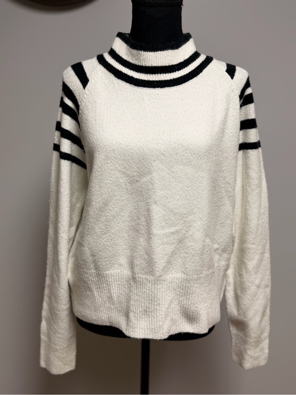 FLAT WHITE Mock Neck Stripe Sweater Women's Ivory Varsity Knit Pullover Large